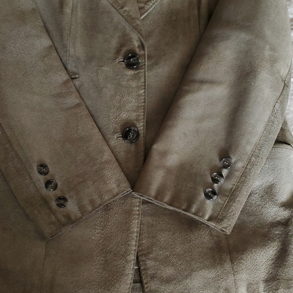 Vintage Mantessa suede jacket - Picture 8 of 14